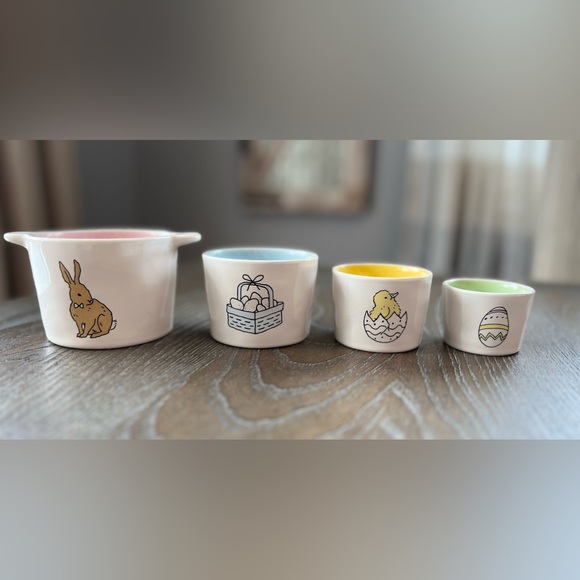 Rae Dunn Easter 2023 Measuring Cups - Picture 1 of 7